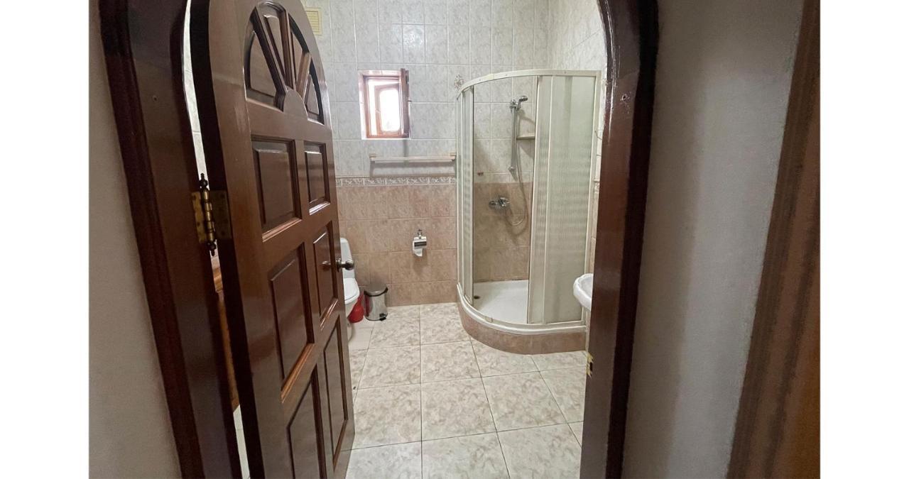 Old Inn Hostel Tashkent Bagian luar foto