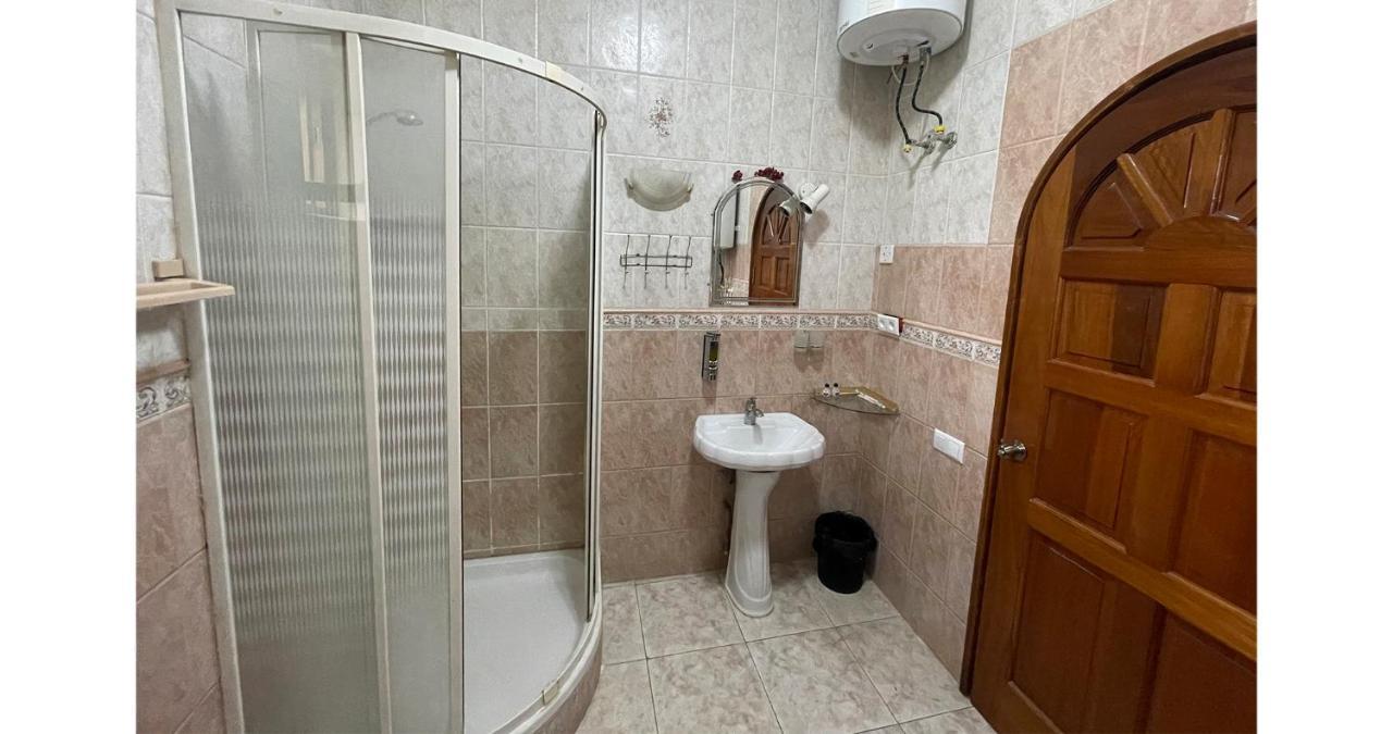 Old Inn Hostel Tashkent Bagian luar foto