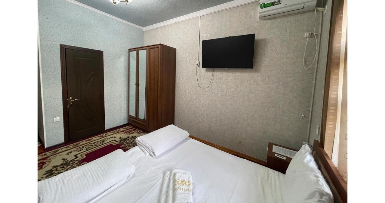 Old Inn Hostel Tashkent Bagian luar foto