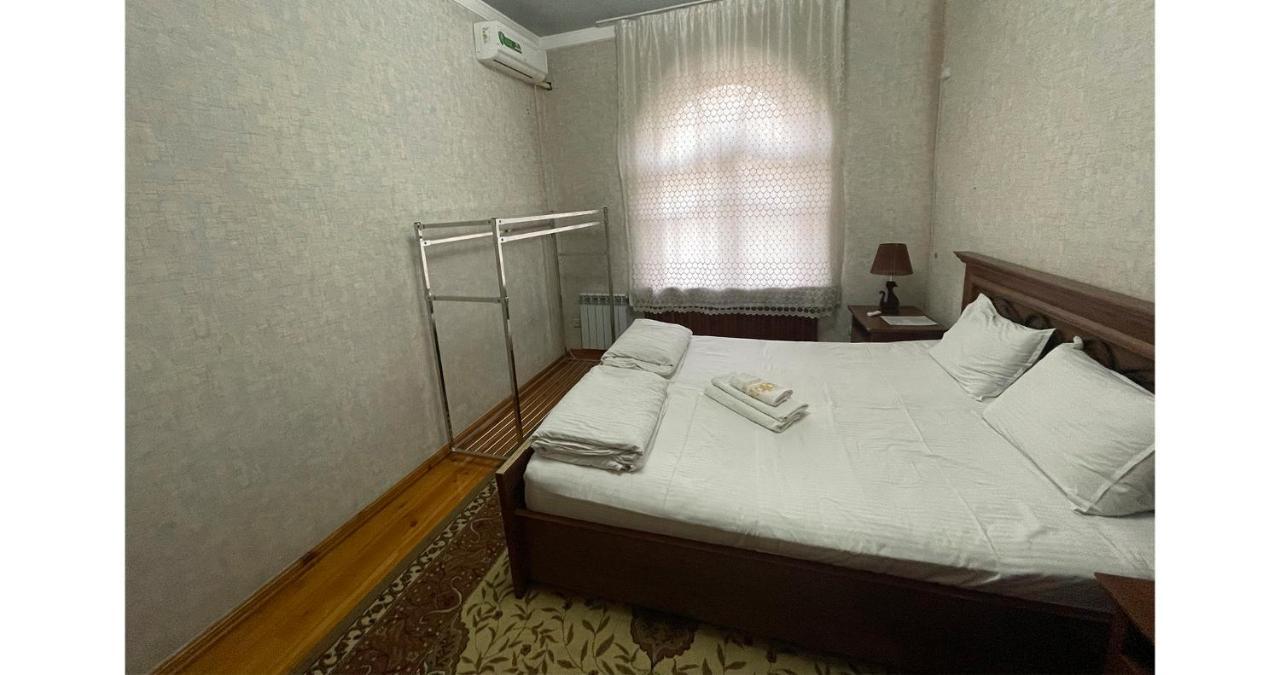 Old Inn Hostel Tashkent Bagian luar foto