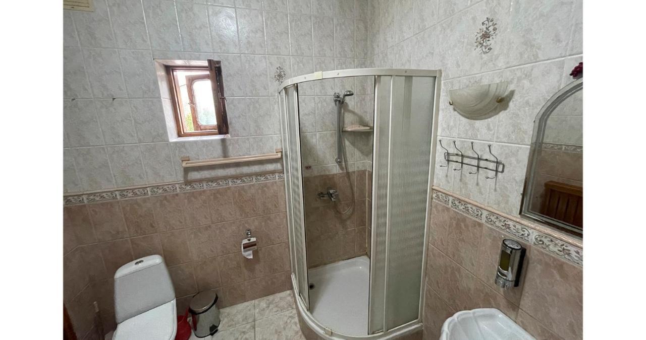 Old Inn Hostel Tashkent Bagian luar foto